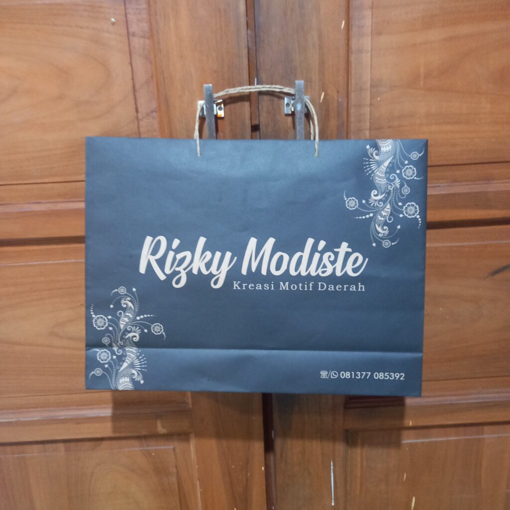 Paper bag 1 pack isi berapa